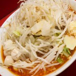 ラーメン二郎 - ラーメン半分＋ヤサイニンニク少し＋ＳＫうずら