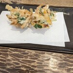 手打ち蕎麦 こはし - 同行者の甘エビかき揚げ