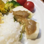 キッチン ブルー グローブ - 残り少ないテリーヌ