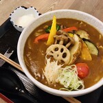 Kare Udon Wabisuke - 彩り野菜のかれーうどん&温玉