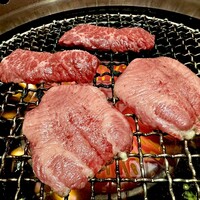 西麻布けんしろう - タンがぷっくり‼️ハラミも素晴らしい‼️