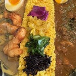 お出汁とスパイス マルエス・エレクトロニカレー - 