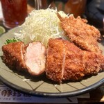 Tonchinkan - チキンカツ定食＋キスフライ