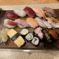東鮨 新店 - にぎり14貫　1200円
