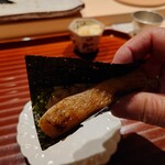 鮨 在 - のどぐろは手渡しで。