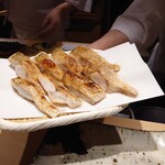 鮨 在 - のどぐろはいい感じに炙られていますね。