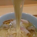 らぁ麺 飯田商店 - 麺はこんなかんじ。