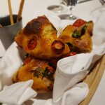 エトゥルスキ - 選べるフォカッチャの具は「ドライトマト」にしました