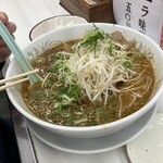 笑平 - 巨大大盛もやしラーメン！2倍