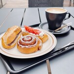 ブレッド&コーヒー モーモーズ - 