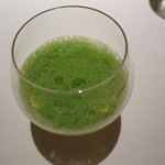 ライラ - 黄カブのブルーテ、葉のカプチーノ仕立て