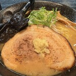 サッポロラーメン エゾ麺☆ロック - みそラーメン 850円