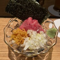 築地青空三代目 大名古屋ビルヂング店 - マグロ、たくあん、玉ねぎ　手巻き寿司