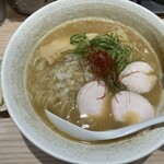 麺匠 ようすけ - 濃厚鶏そば・醤油(880円)