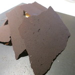 レフェルヴェソンス - 26年2月　栗のブリュレのかけら、ラムレーズンアイスクリーム、山ぶどうのジュレ、オリーブオイルの蒸しパン　（山に）