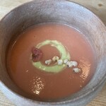 菜食 光兎舎 - 蕪と新シャガのスープ