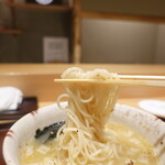 鳥匠 いし井 - 麺リフト