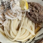 Udon Kyutaro - 肉スラぶっかけ冷950円