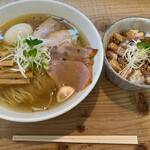 The Noodles & Saloon Kiriya - 特製潮ソバ1280円+チャーシューご飯350円