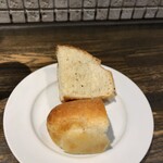 Torattoria Kuaruto - ランチのパン