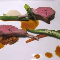 Recette - 豪産穀物肥育カレ・ダニョー（仔羊背肉）のロティ クスクス添え ジュ・ダニョー
