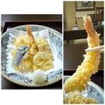 Kaku ou - ◆天ぷら・・7品盛り合わせで、ボリュームがありますね。 ＊フフフ、海老ちゃん。^^ 他に「蓮根」「茄子」「玉葱」やら。専門店の品ではないですが、どこか家庭的なのもいいかも。♪