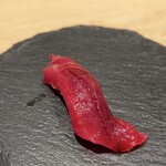 鮨 和こう - 赤身マグロの漬け