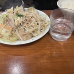 肉野菜炒め ベジ郎 - 