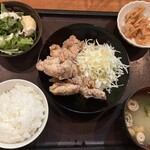 博多もつ鍋 やまや - うまだし唐揚げ定食@1,400円