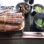 淡水 岡本支店 - うな重（松）ご飯大盛り、肝焼き