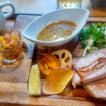 ザ ルーフトップ 神戸 - 