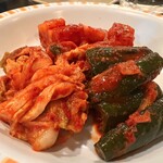 焼肉薩摩 - キムチ盛り合わせ