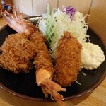 とんかつ大関 - 天然海老フライ、ひれカツ、蟹クリームコロッケ