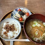 Kurumidou Kissaten - 春野菜と鰆の蒸し煮定食