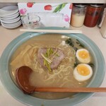 たんたラーメン - ラーメン(大盛)＋爆弾(味玉)