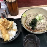 Hakone Soba - ミニ海老＆かき揚げ丼セット720円