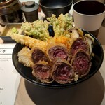 Rea Tendon Ginza Mitsuyoshi - 黒毛和牛カタサンカクのレア天丼　赤