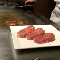 鉄板焼　葵 - 