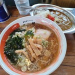 タロー軒 - ラーメン半カレーセット¥930