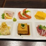 Sumisen Dainingu Kushiya - コースの前菜