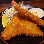 Akasaka Tensekitei Hanare - 鯵フライと海老フライ