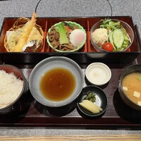 すきやきしゃぶしゃぶ 神戸牛 石田 ハービスPLAZA店 - 