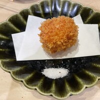 焼き鳥 平良 - カニクリームコロッケ　めちゃくちゃうまい