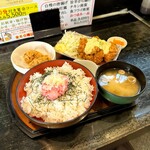 JAPANESE RESTAURANT 食楽 たざわこ - から揚付きネギトロ丼