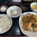 中華 たかさん食堂 - 料理写真:油淋鶏定食 850円