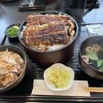 うなぎの与助 - 特上ひつまぶし　マシ1 茶碗には相方のごはん