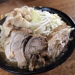 ラーメン二郎 - 大ラーメン　ニンニクマシマシ・アブラ。