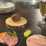 部位ごとに調理法を変える豚肉専門店 グロワグロワ - 