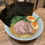 横浜ラーメン 渡来武 - 