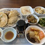 ギョウザとカレーのてっちゃん - 餃子定食